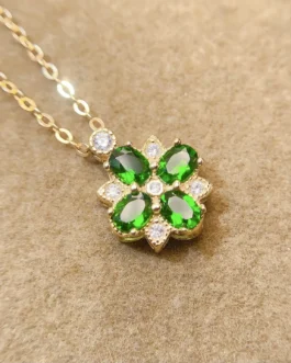 Natural Diopside Clover Pendant Necklace