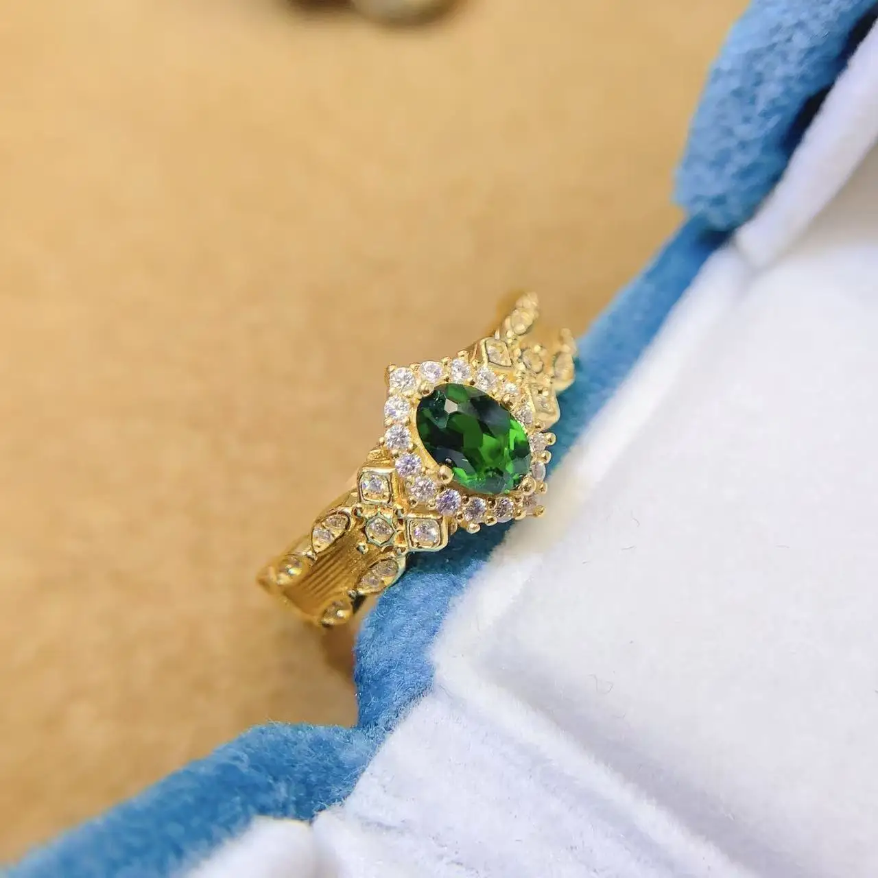 Natural Diopside Pear Accent Ring - view 5