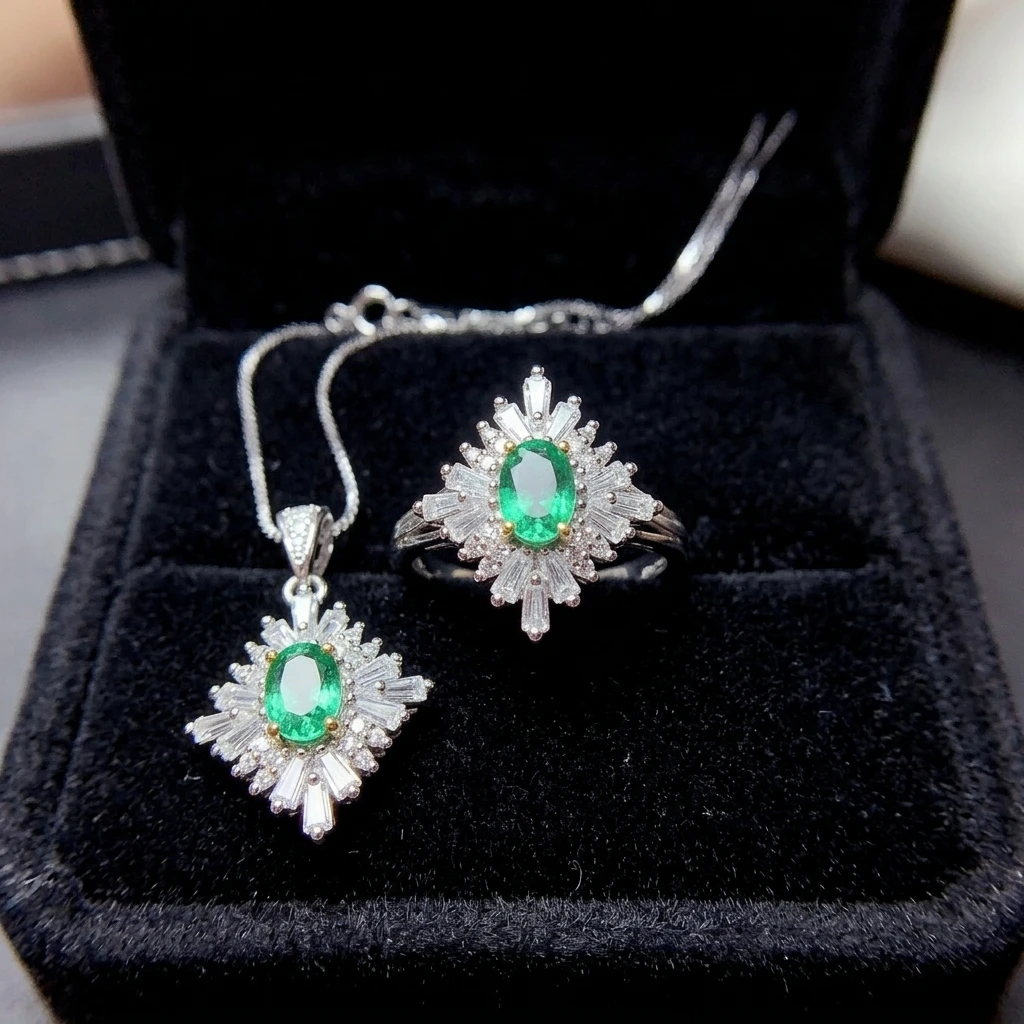 Natural Emerald Vintage Jewelry Set - view 1