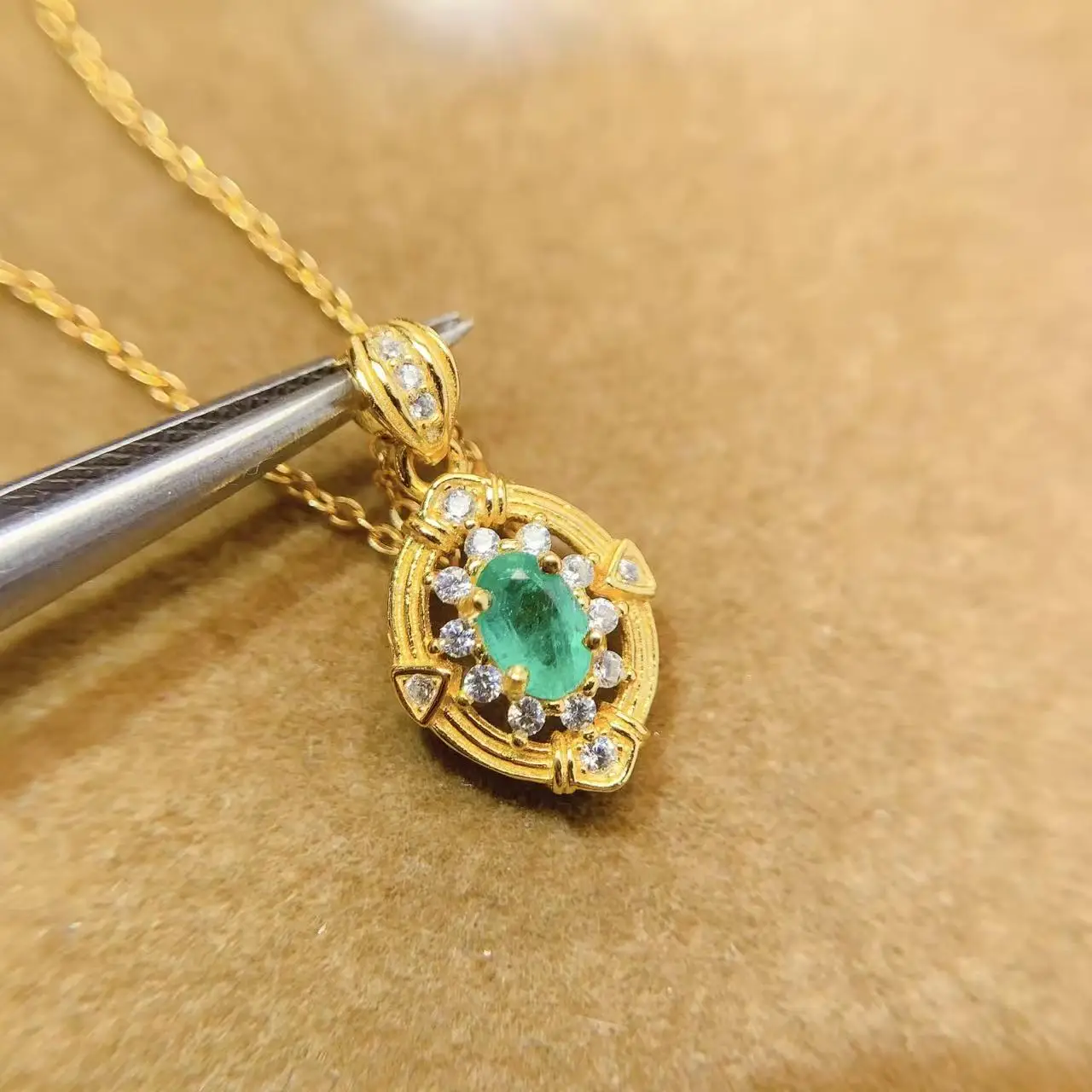 Natural Emerald Vintage Pendant Necklace - view 1