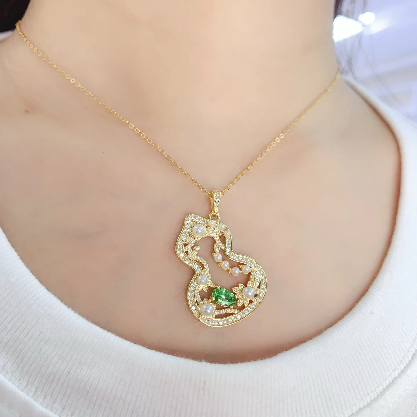 Natural Tsavorite Gourd Pendant Necklace - view 6