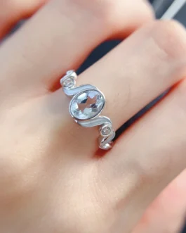 Natural Aquamarine Classic Oval Ring