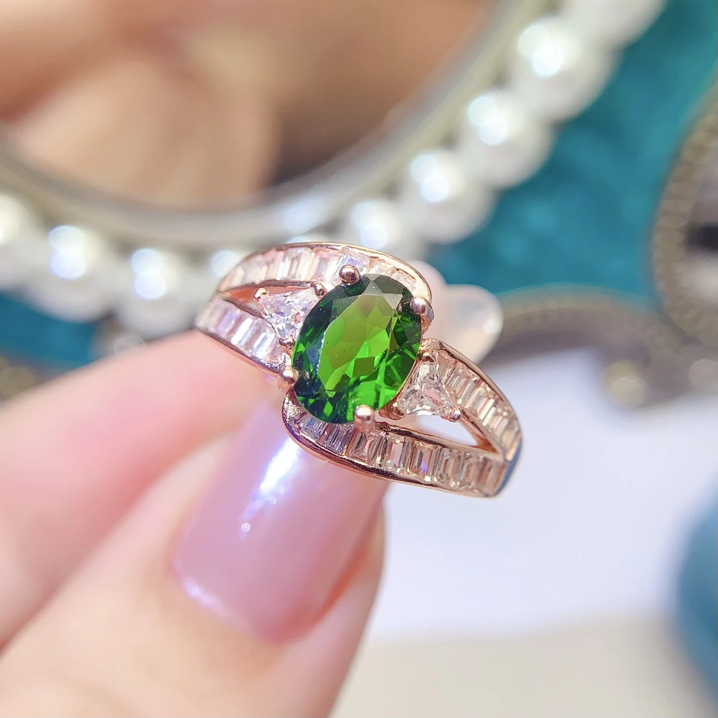 Natural Diopside Women Band Ring - view 1