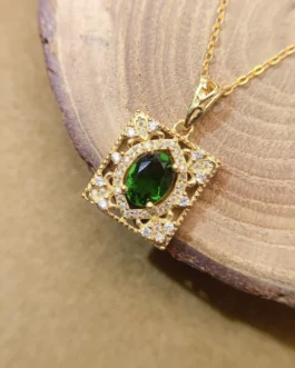 Natural Diopside Baroque Pendant Necklace