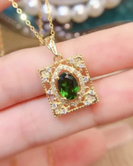 Natural Diopside Baroque Pendant Necklace
