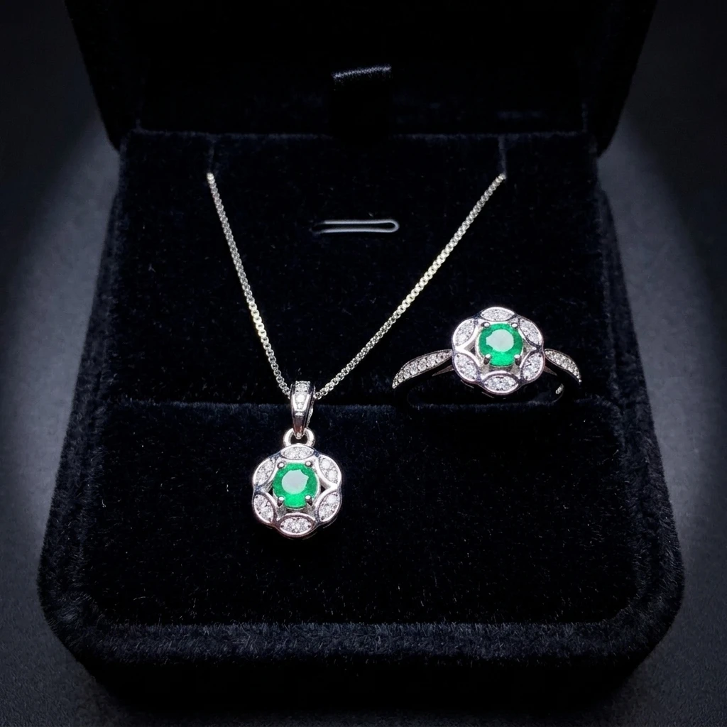 Natural Emerald Round Jewelry Set - view 1