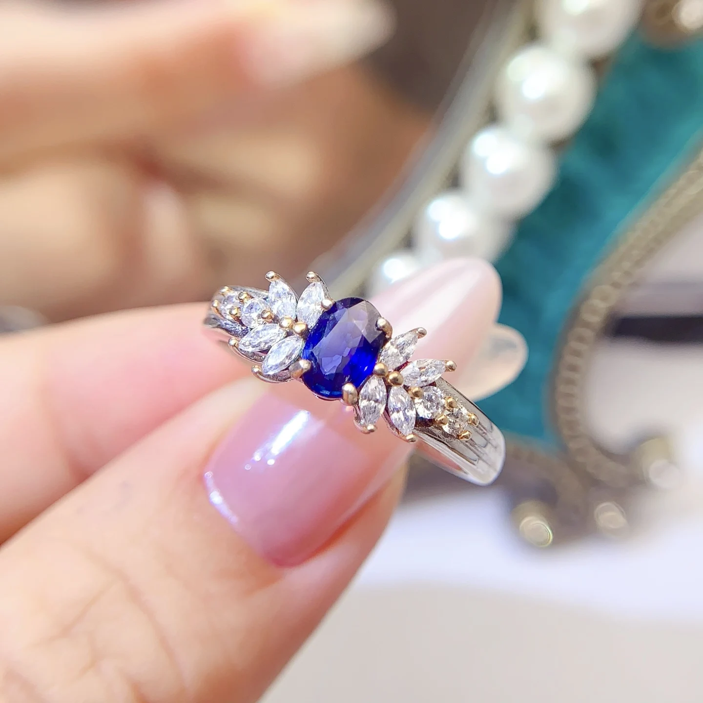 Natural Sapphire Leaf Accent Ring - view 1