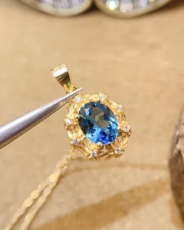 Natural Topaz Flower Pendant Necklace