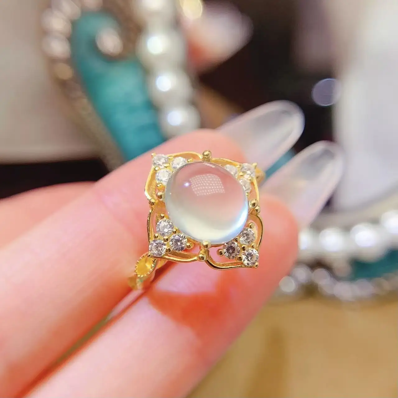 Natural Prehnite Luxury Band Ring - view 5