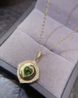 Natural Diopside Round Pendant