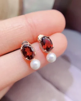 Natural Garnet Classic Stud Earrings