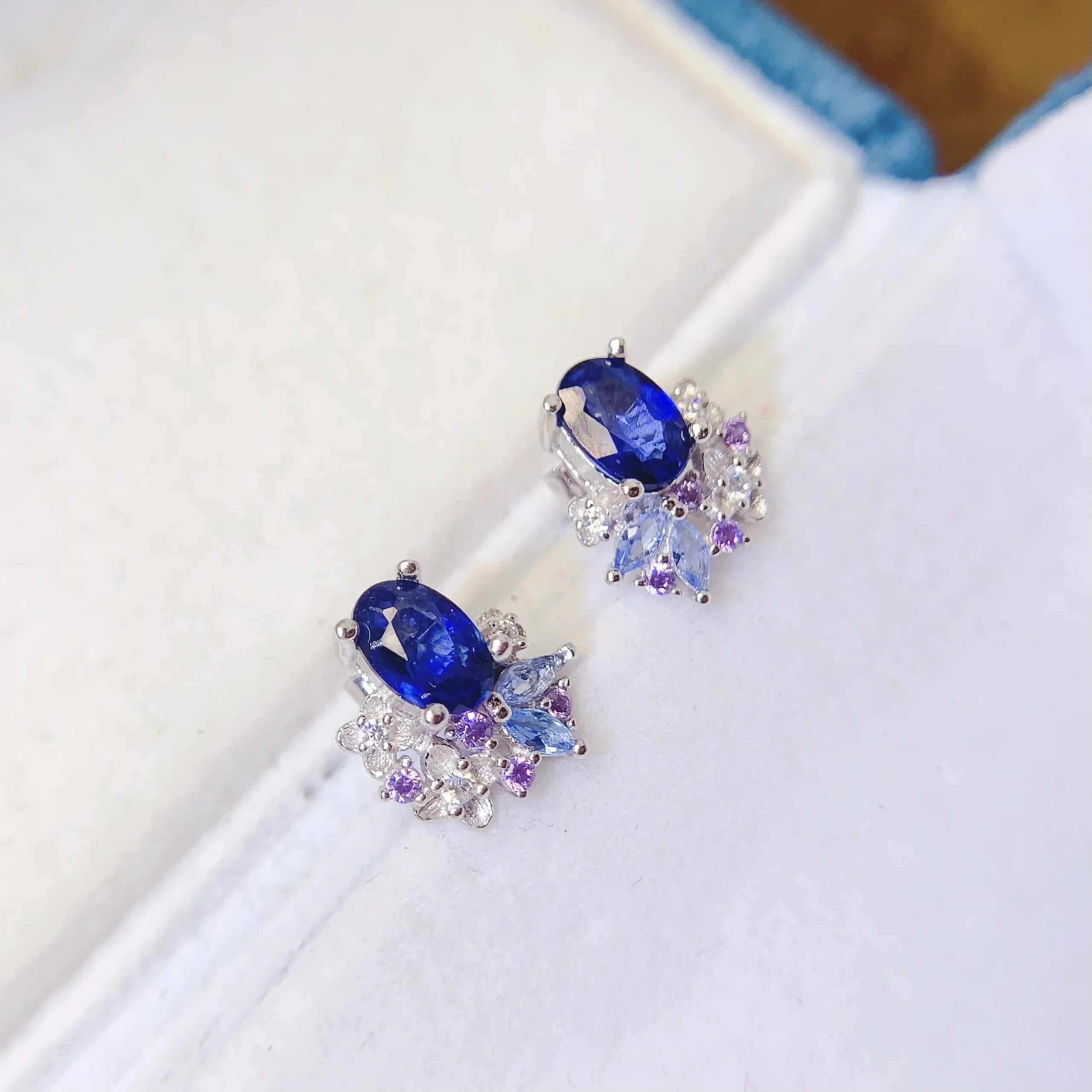 Natural Sapphire White Stud Earrings - view 4