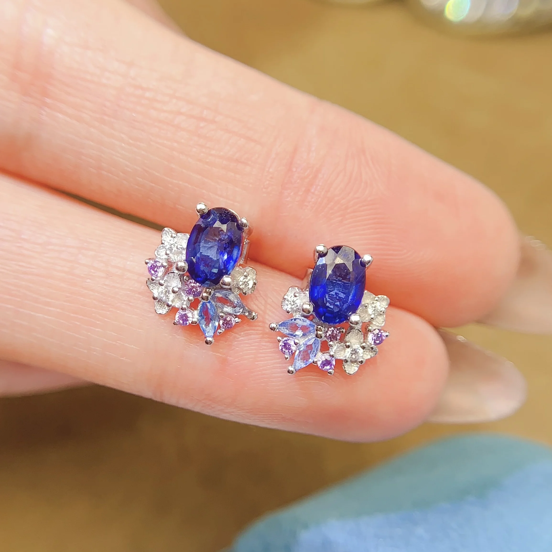Natural Sapphire White Stud Earrings - view 3