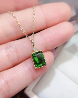 Natural Diopside Solitaire Pendant