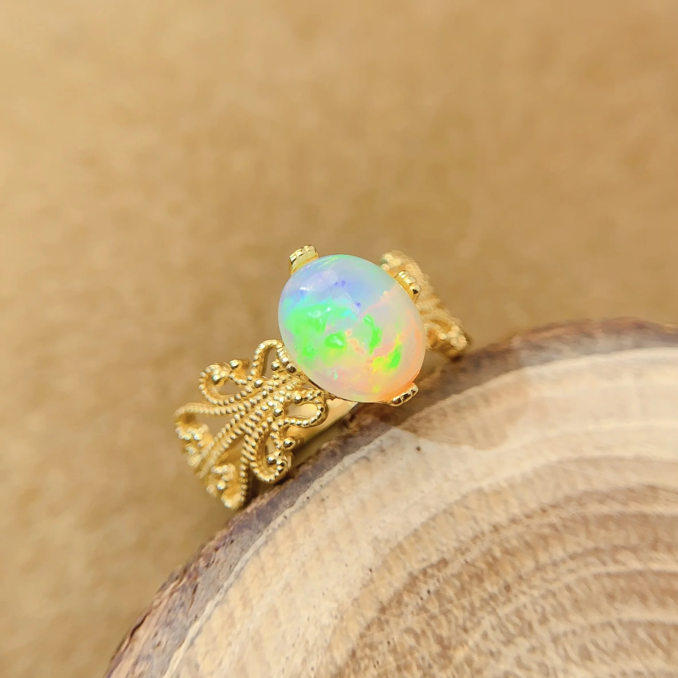Natural Gemstone Vintage Band Ring - view 1