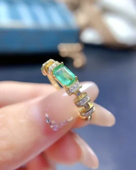 Natural Emerald Station Ring