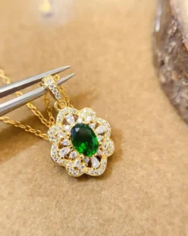 Natural Diopside Flower Pendant Necklace