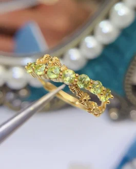 Natural Peridot Zigzag Row Ring