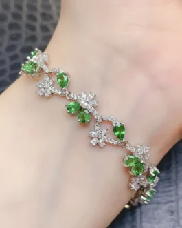 Natural Tsavorite Elegant Bracelet