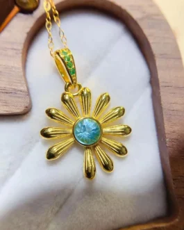 Natural Apatite Daisy Pendant Necklace
