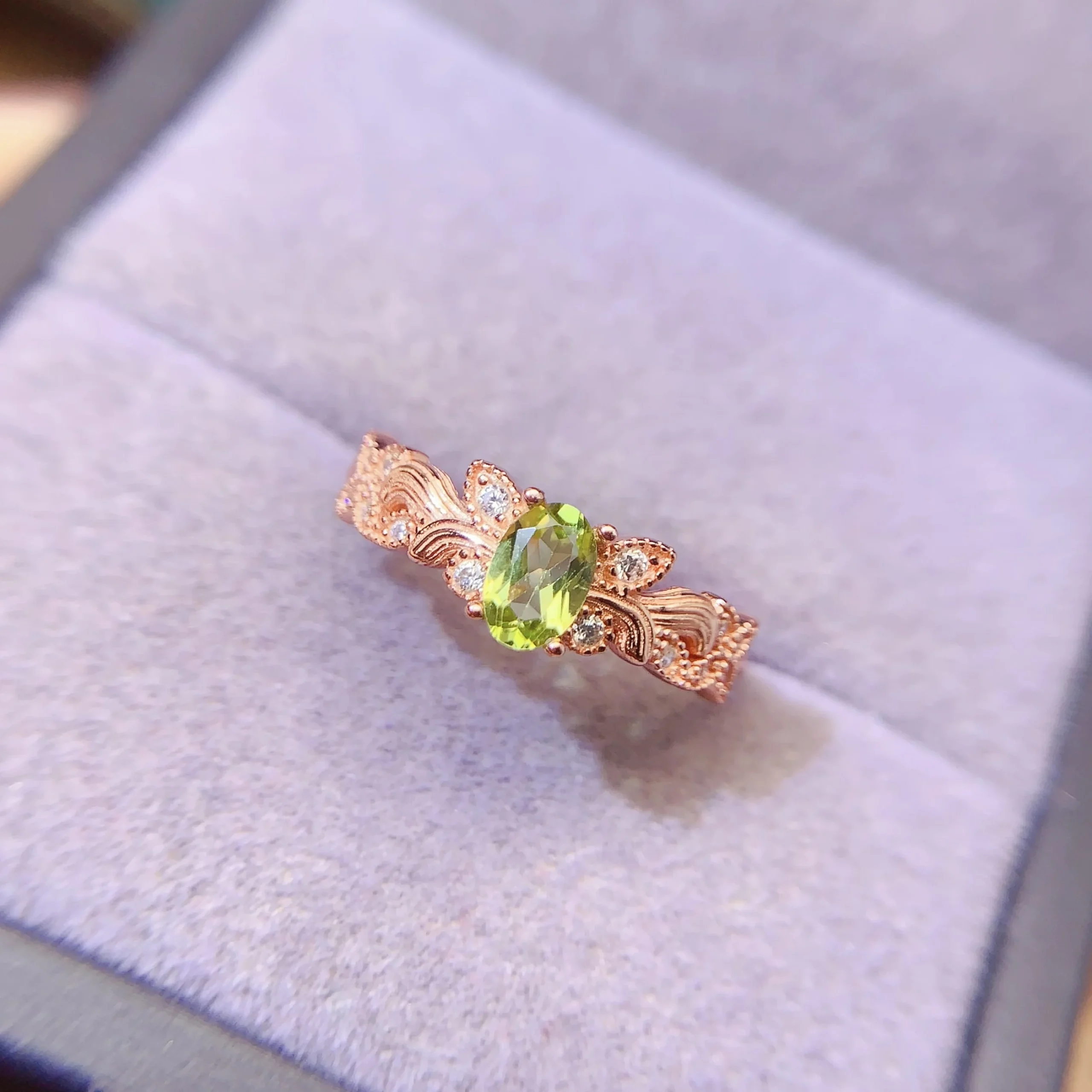 Natural Peridot Dainty Oval Ring - view 3