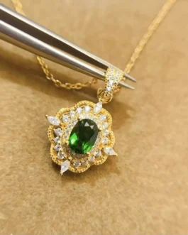 Natural Diopside Vintage Pendant Necklace