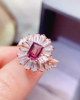 Natural Pyrope Garnet Ballerina Ring