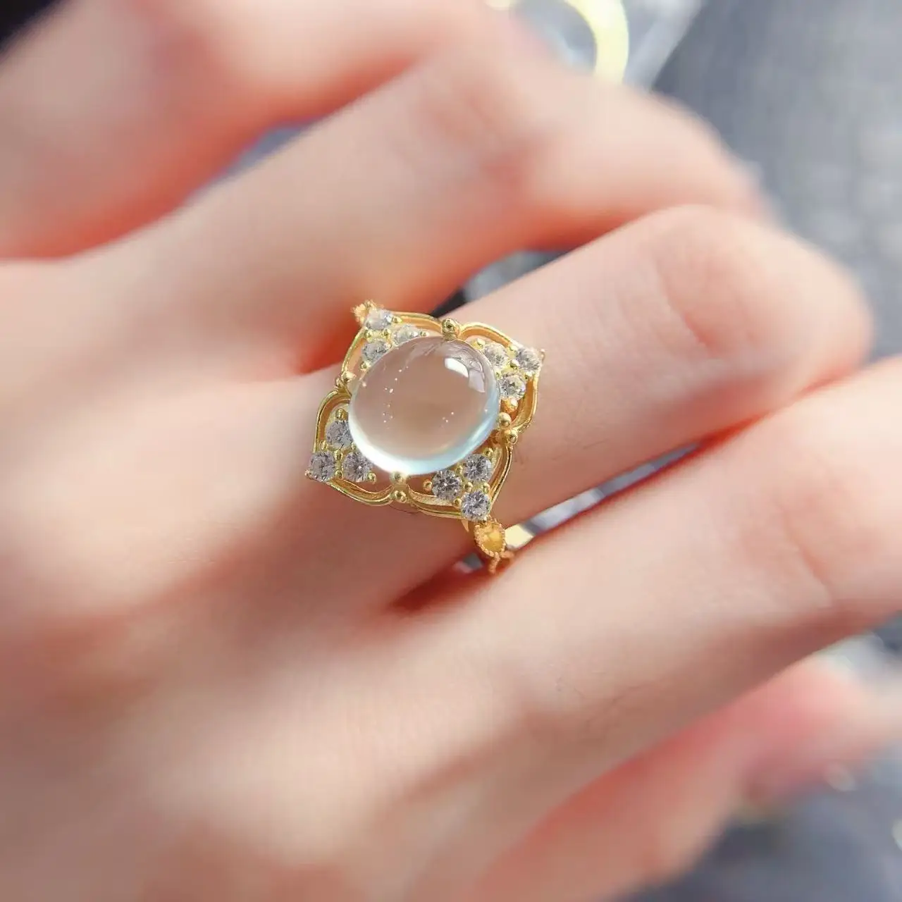 Natural Prehnite Luxury Band Ring - view 4