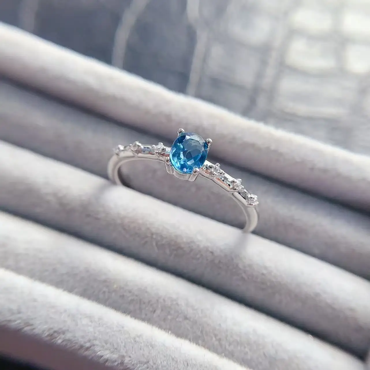 Natural Topaz Garnet Oval Ring - view 2