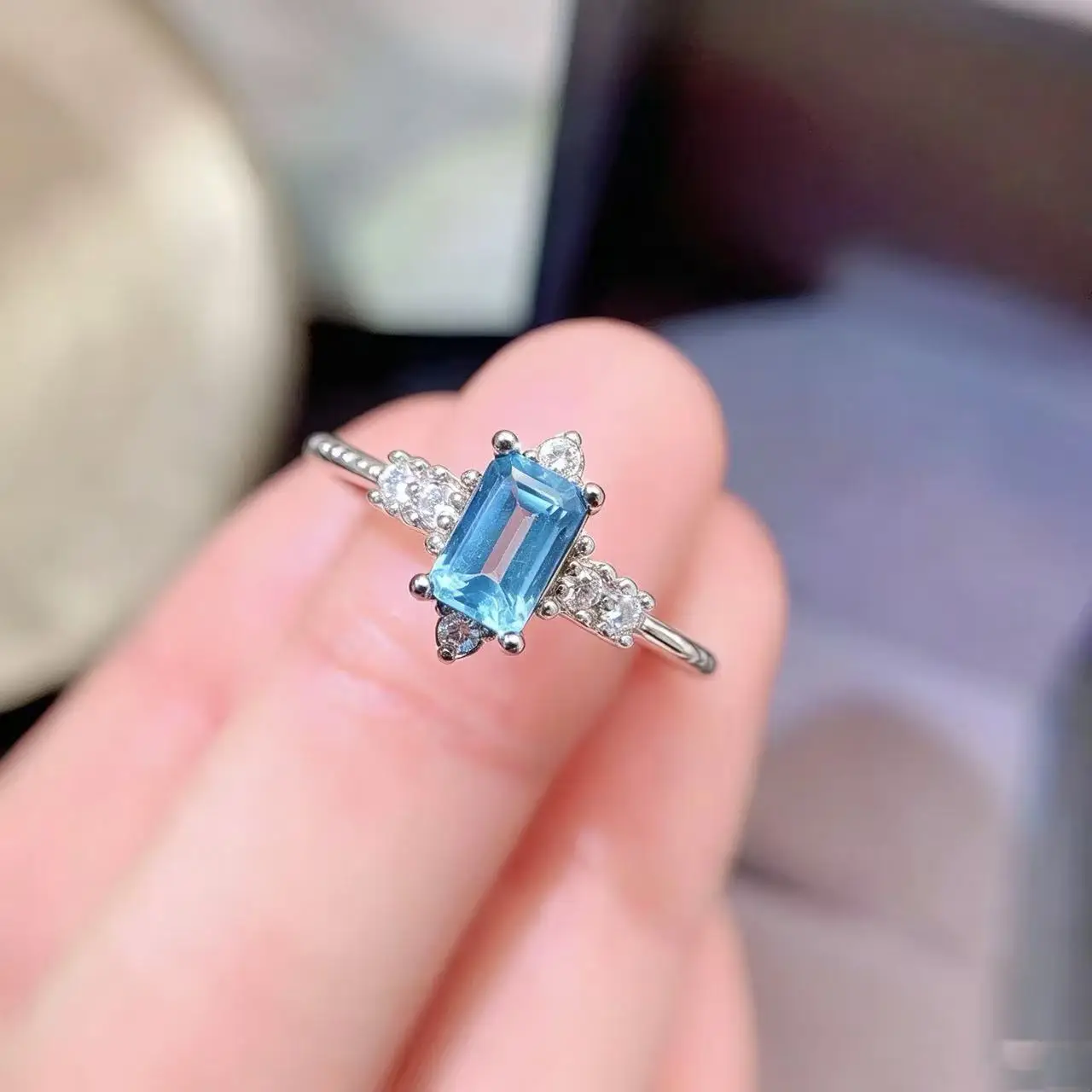 Natural Apatite Luxury Vintage Ring - view 3