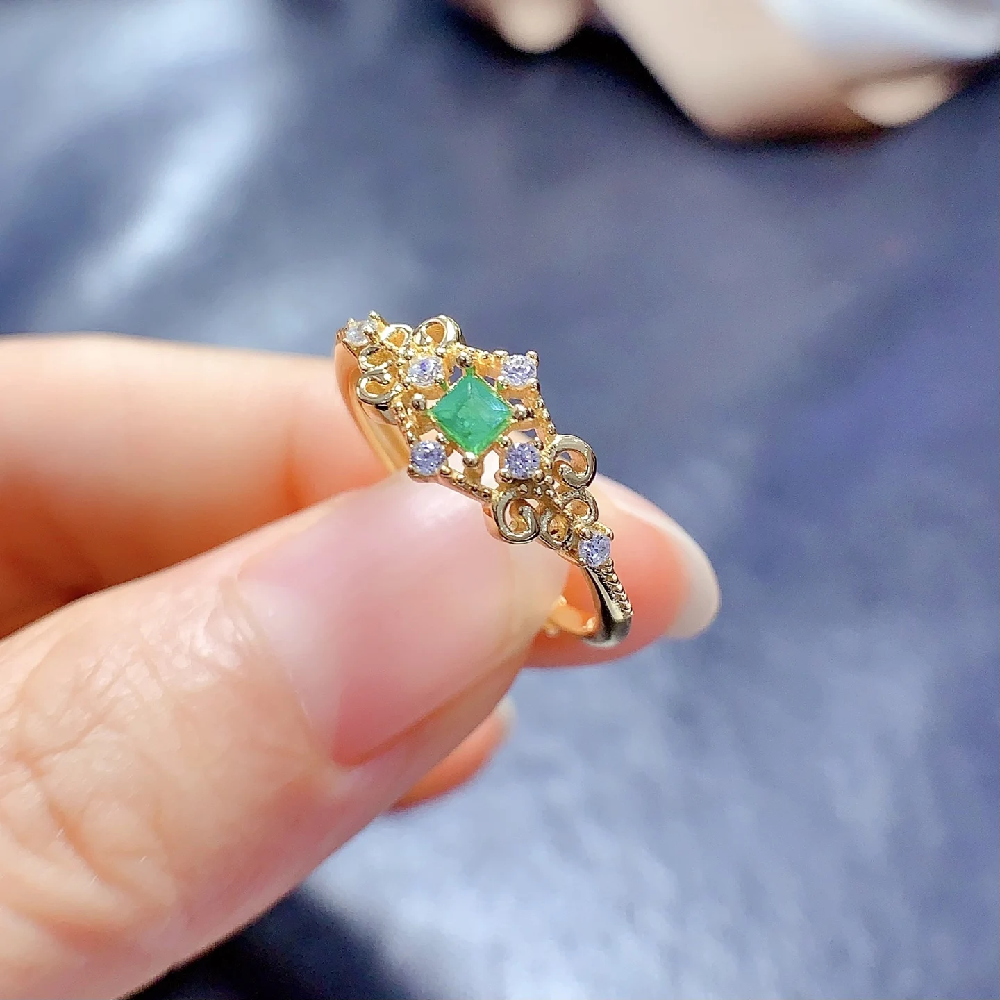 Natural Emerald Filigree Square Ring - view 3