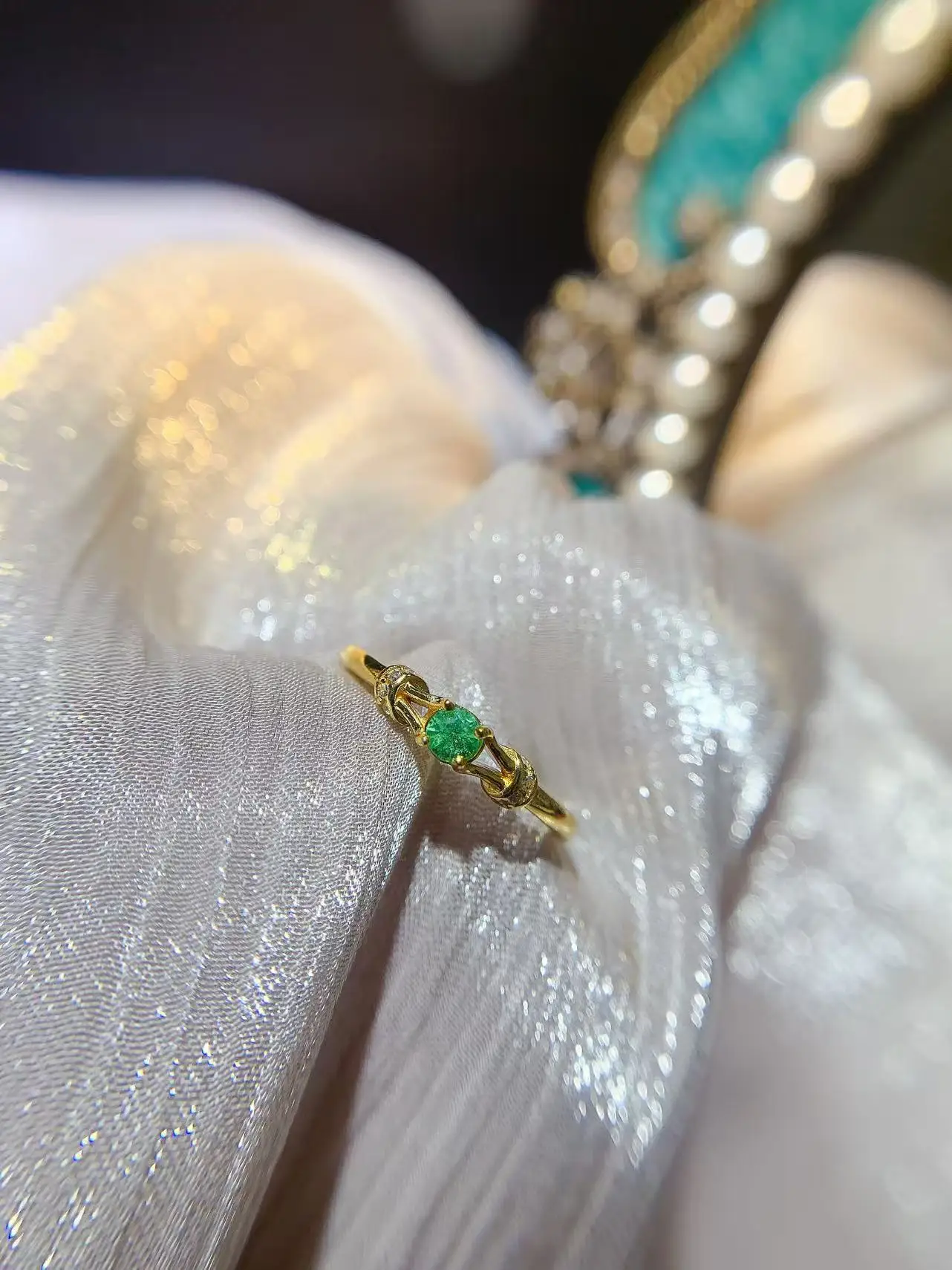 Natural Emerald Dainty Round Ring - view 5