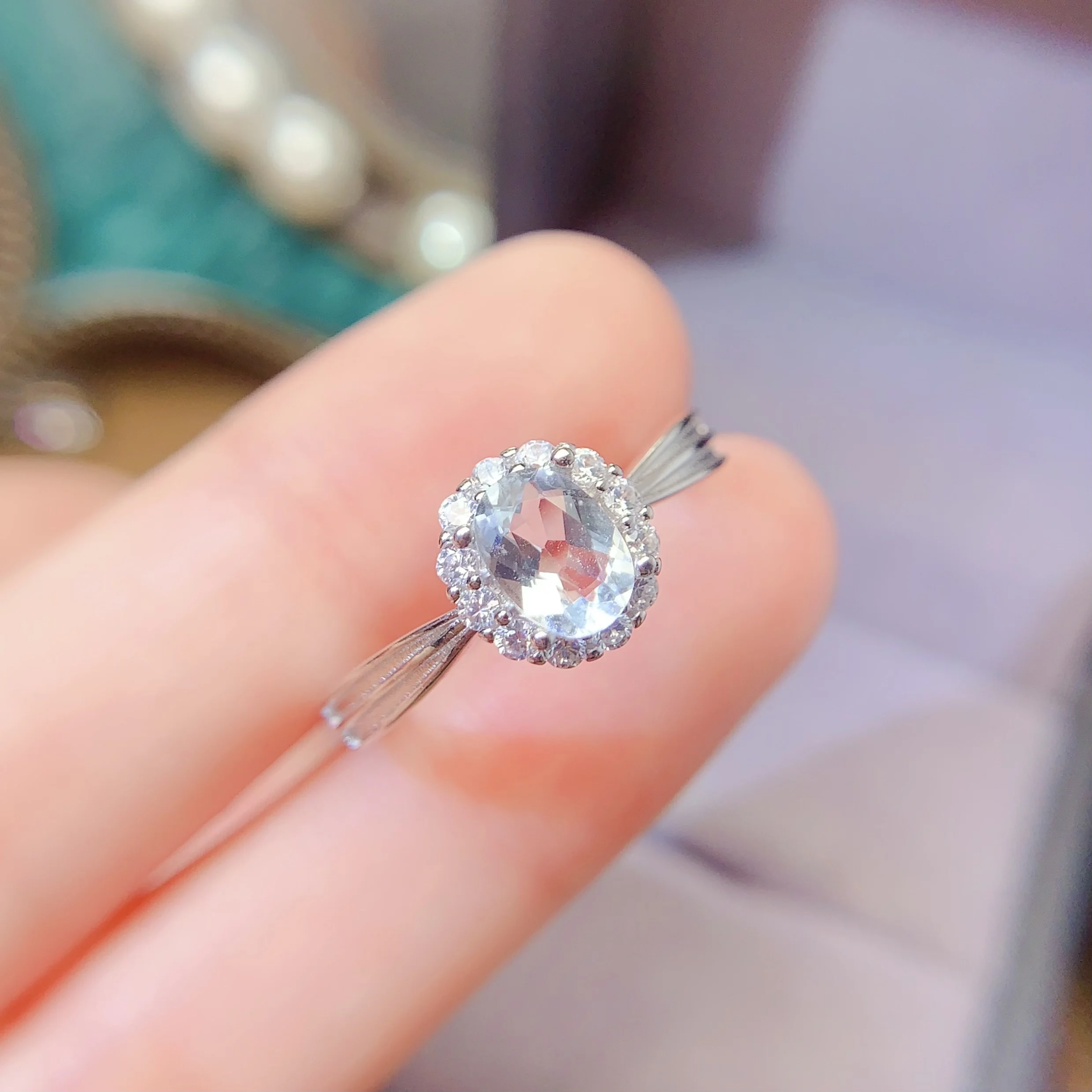 Natural Aquamarine Gold Oval Ring - view 1