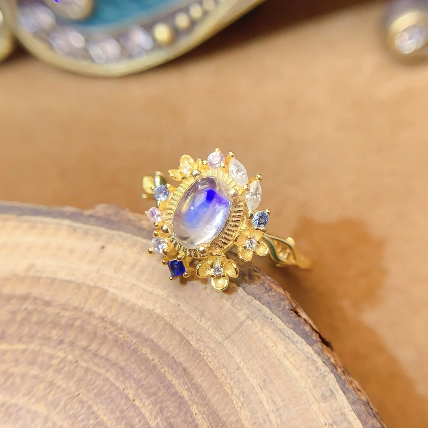Natural Blue Moonstone Gift Ring - view 4