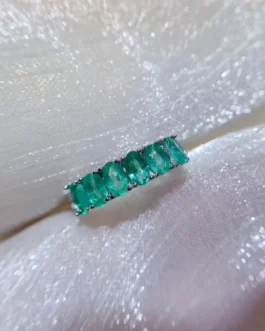 Natural Emerald Silver Row Ring