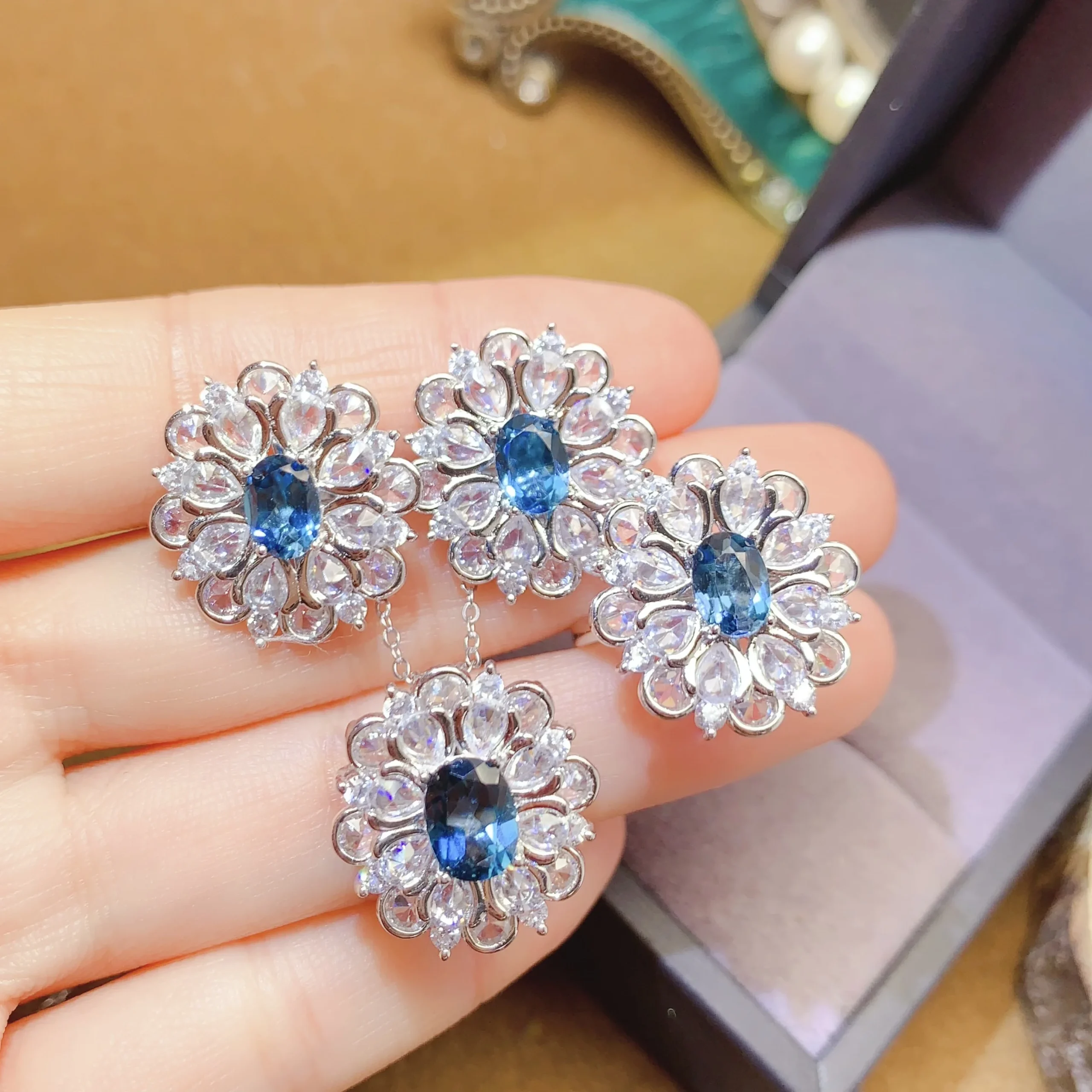 Natural Topaz Kundan Jewelry Set - view 1
