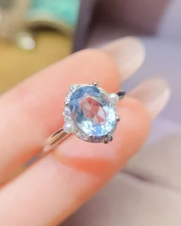 Natural Sky Blue Topaz Solitaire