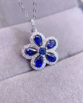 Natural Sapphire Daisy Pendant