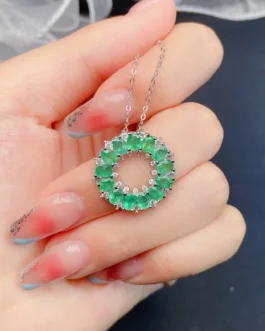 Natural Emerald Wreath Pendant