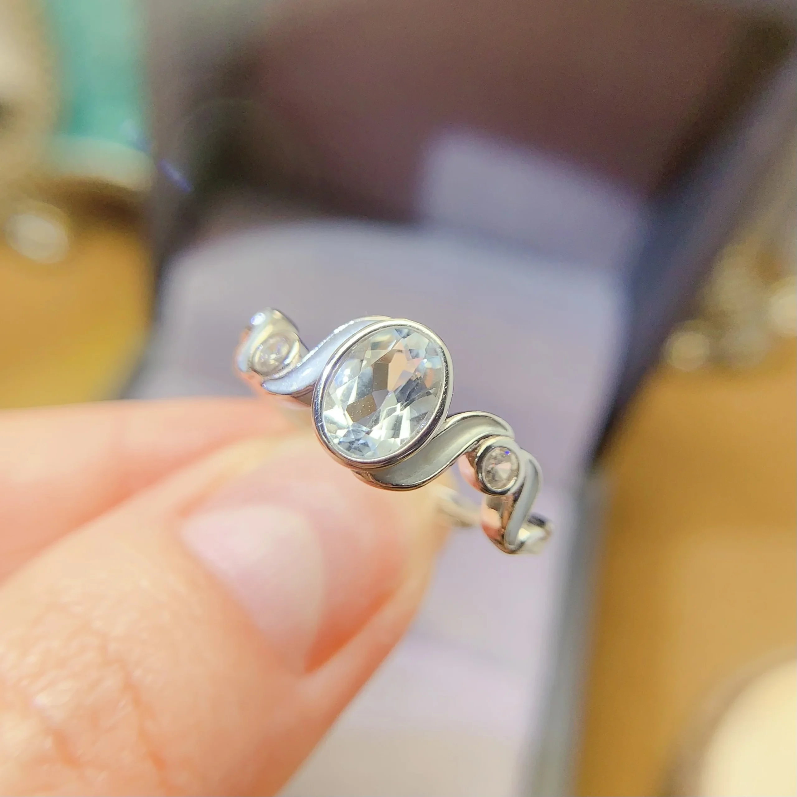 Natural Aquamarine Classic Oval Ring - view 1