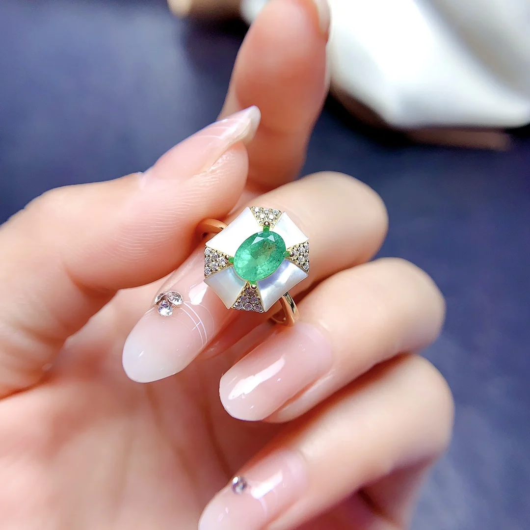 Natural Emerald Classic Jewelry Set - view 3